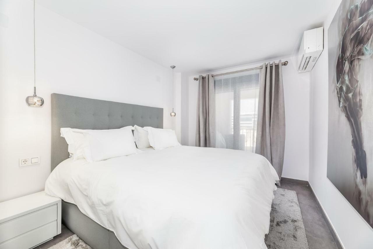 By Riva - Luxurious, Exclusive 2 Bedroom Apt Inside Puerto Banus Marbella Luaran gambar